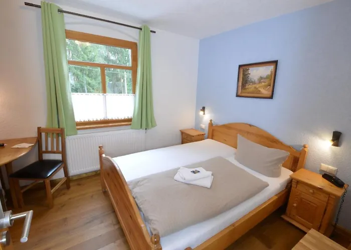 Landgasthof & Koehlerhuette Отель *